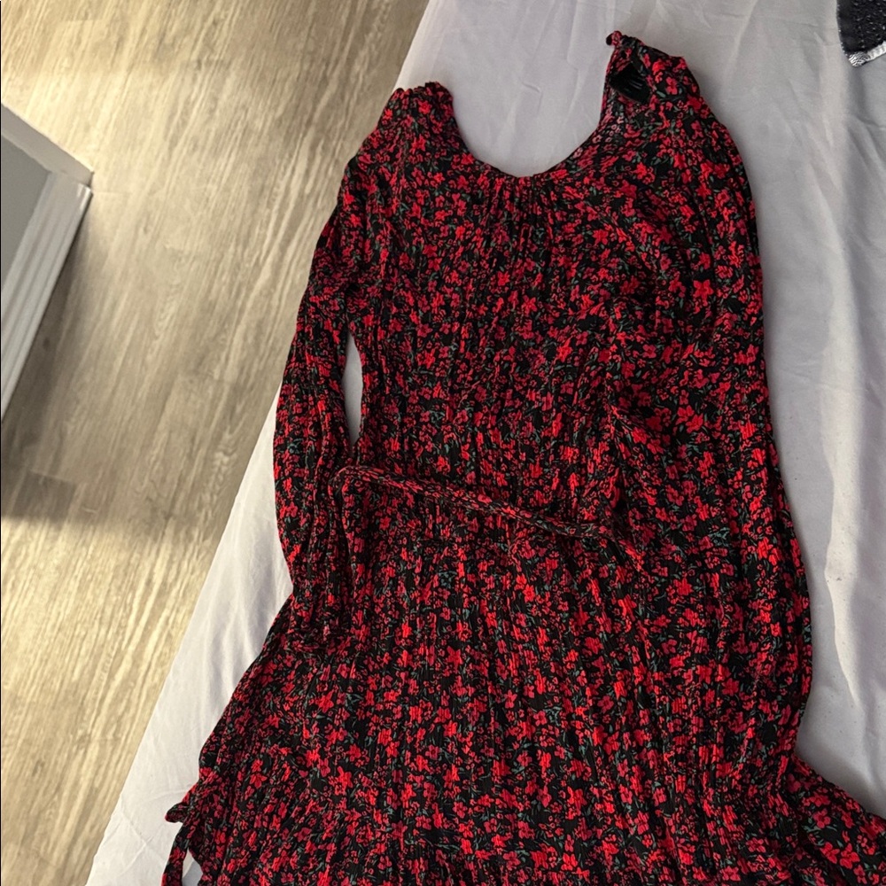 B. Smart Red and Black Long Sleeve Dress